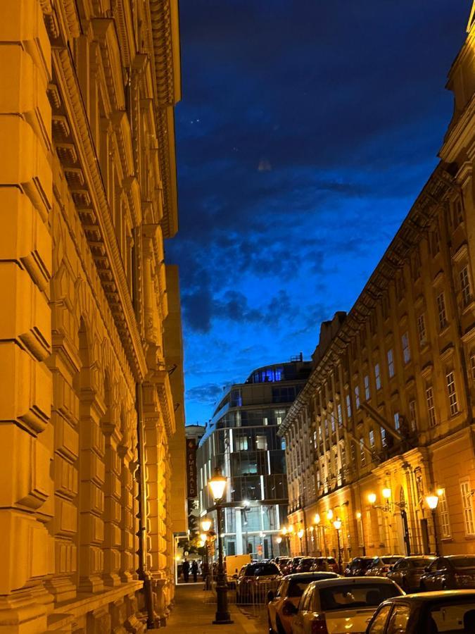 Titaru House In The City Center Of Budapeste Exterior foto